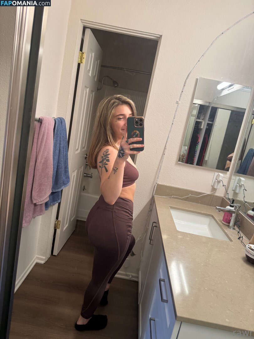 Brooklyn Dunn / brooklynd03 / flowermellon Обнажённый OnlyFans  Утёкшее фото #6