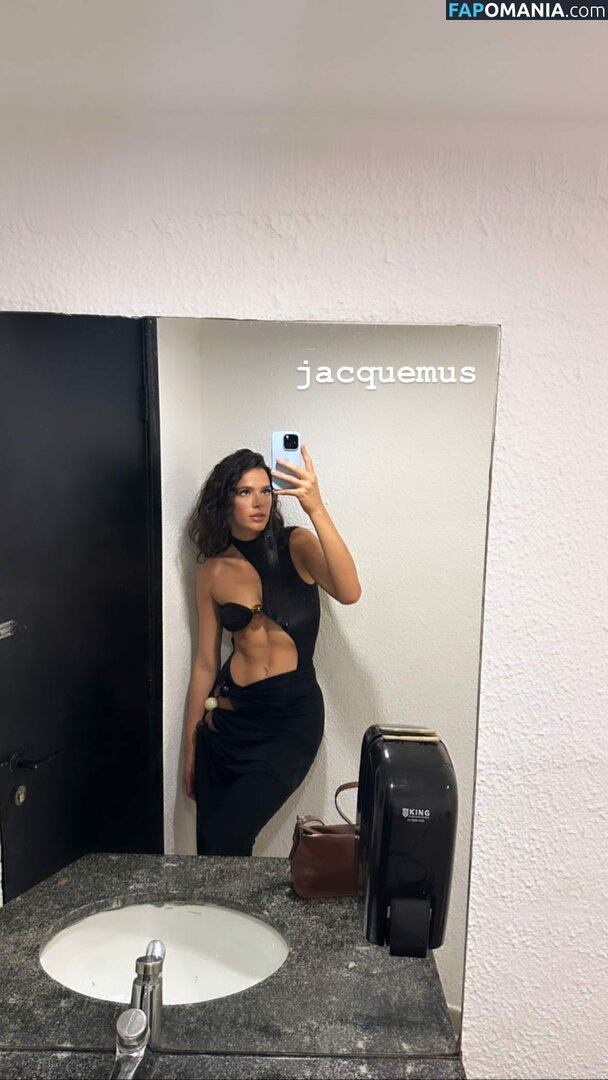 BruMarquezine / Bruna Marquezine / brunamarquezine / https: Обнажённый OnlyFans  Утёкшее фото #53