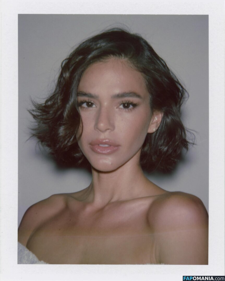 BruMarquezine / Bruna Marquezine / brunamarquezine / https: Обнажённый OnlyFans  Утёкшее фото #395