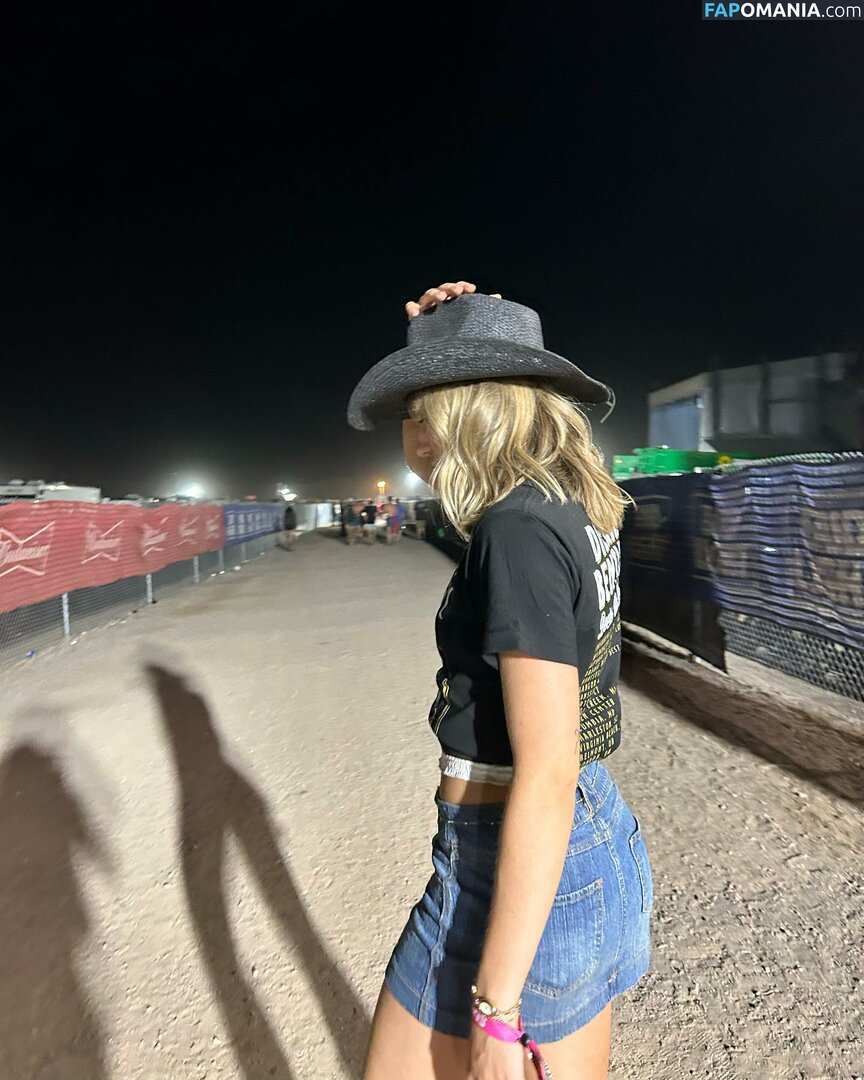 Brynn Rumfallo / brynnrumfallo Обнажённый OnlyFans  Утёкшее фото #197