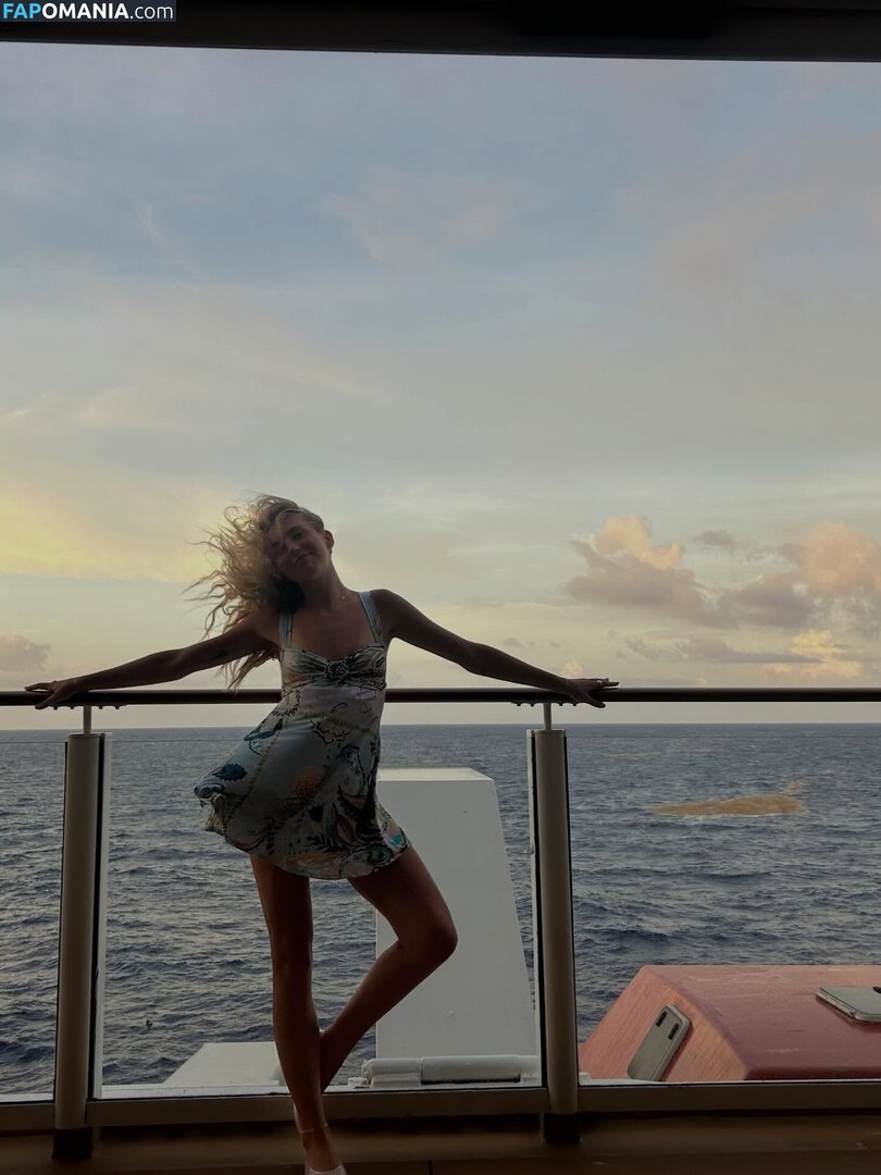 Brynn Rumfallo / brynnrumfallo Обнажённый OnlyFans  Утёкшее фото #246