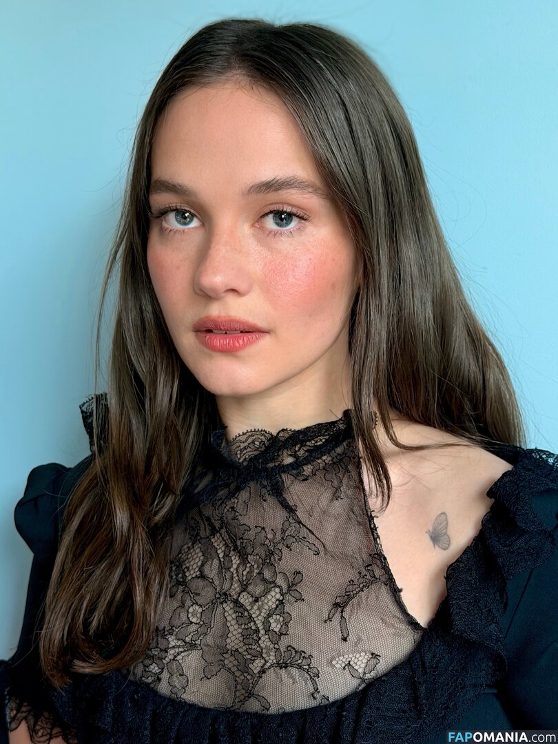 Cailee Spaeny / caileespaeny Обнажённый OnlyFans  Утёкшее фото #338