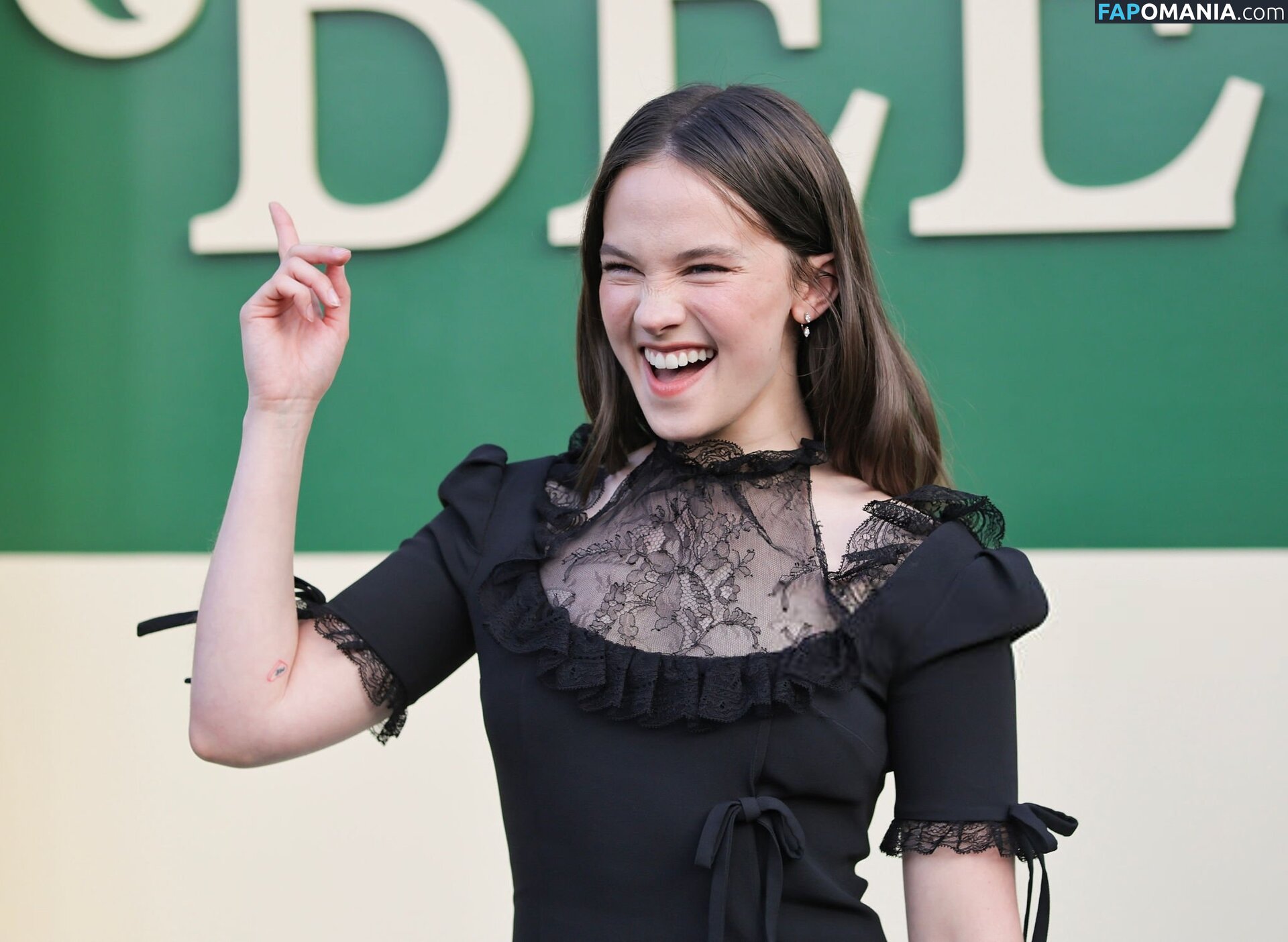 Cailee Spaeny / caileespaeny Обнажённый OnlyFans  Утёкшее фото #357