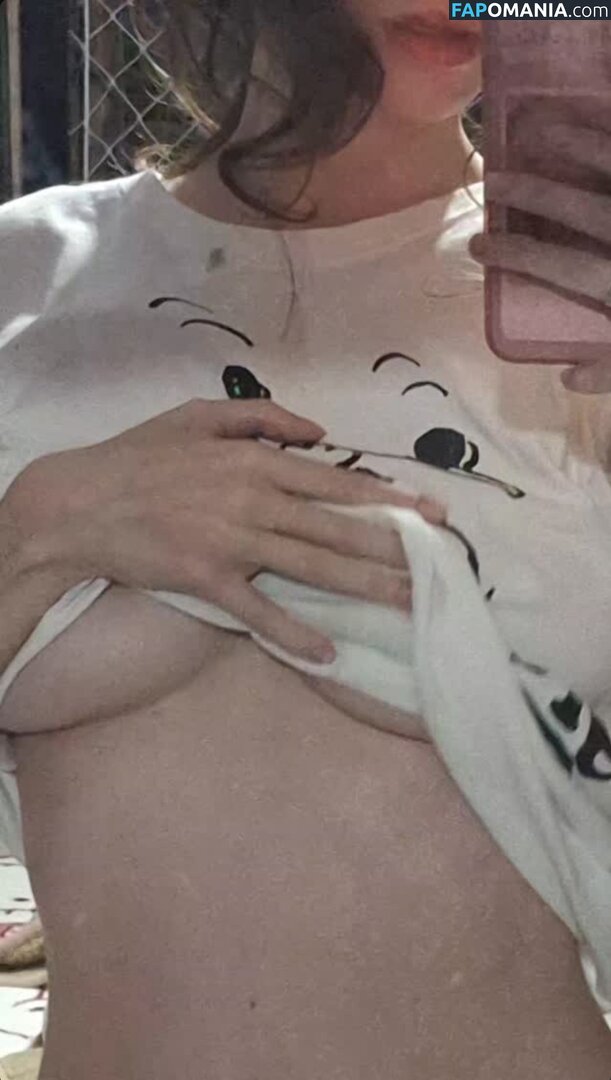 bedsjuno / callmemania / callmemaniae / https: / rendtleruiz Обнажённый OnlyFans  Утёкшее фото #3