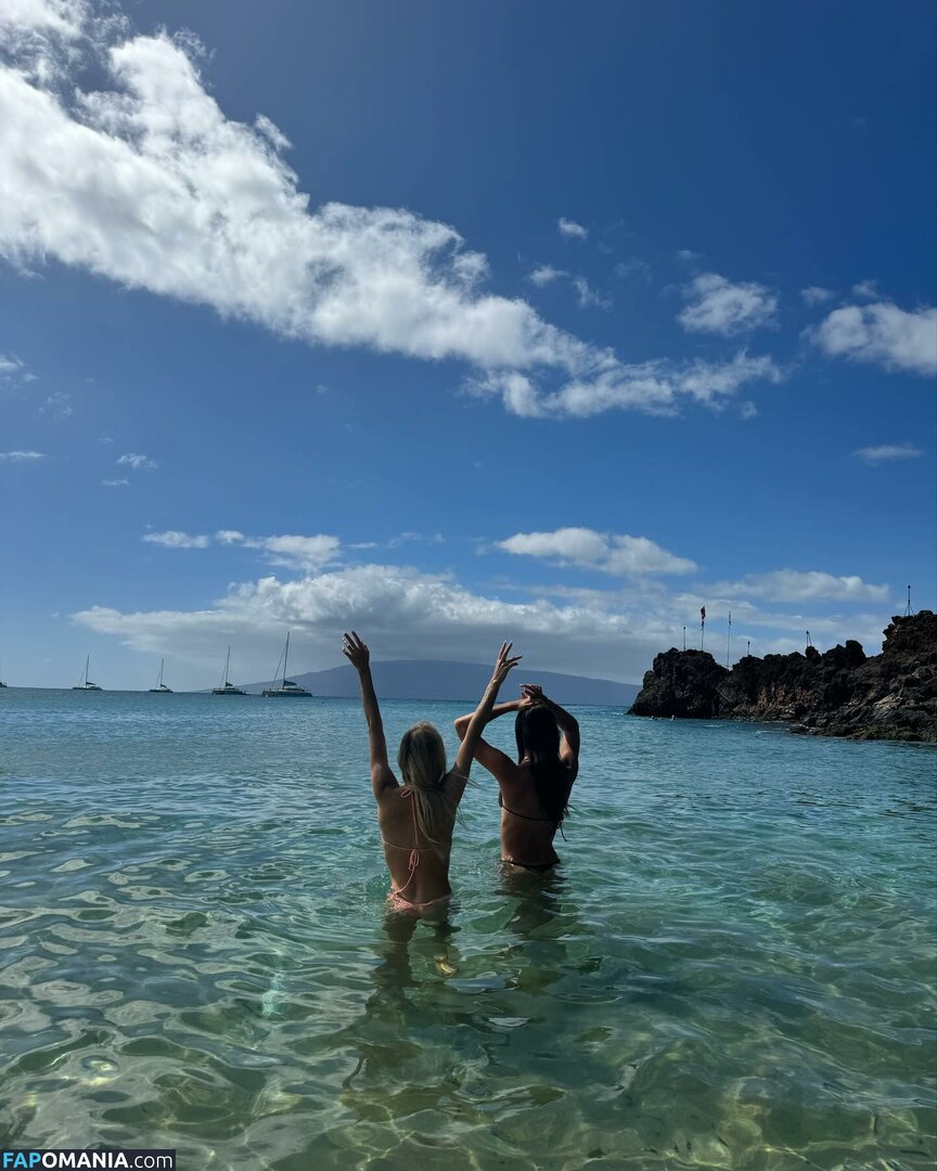 Calysta Erickson / Calystabelle / calystabellee Обнажённый OnlyFans  Утёкшее фото #7