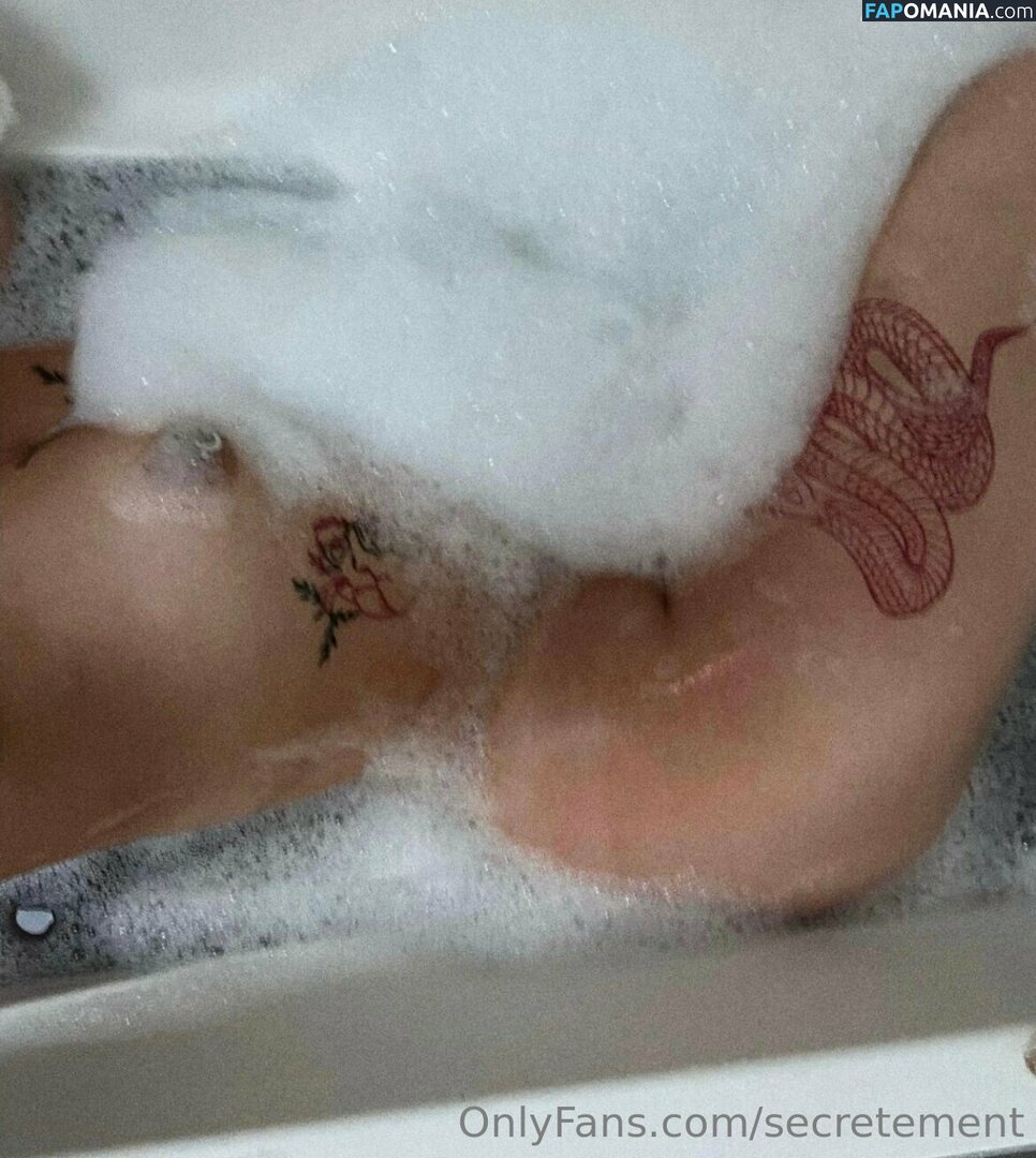 camillebrx__ / secretement Обнажённый OnlyFans  Утёкшее фото #3