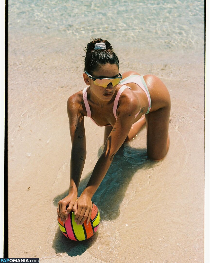 Carla Guetta / carla_guetta / carlaguetta Обнажённый OnlyFans  Утёкшее фото #91