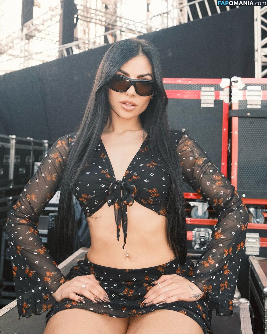 carlafariaadv Обнажённый OnlyFans  Утёкшее фото #2