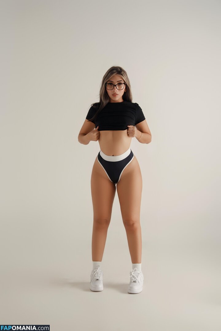 caro_martinezz / https: Обнажённый OnlyFans  Утёкшее фото #2