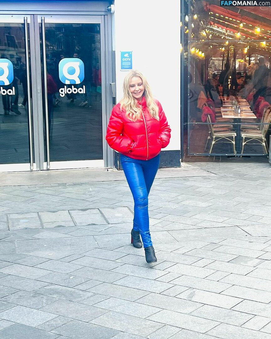 Carol Vorderman Обнажённый OnlyFans  Утёкшее фото #459