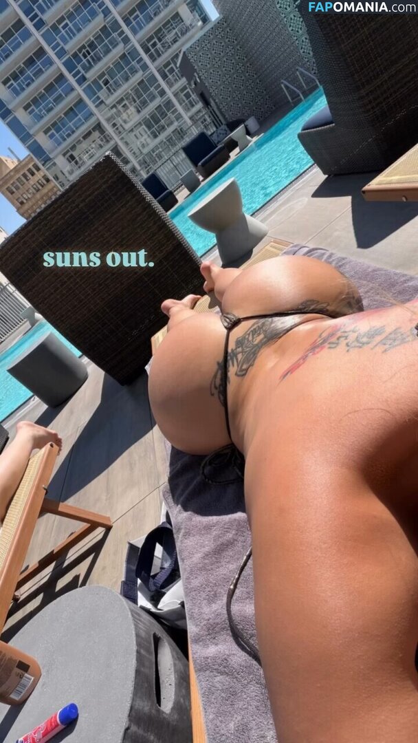 Cashmir.cc / Mirandablive / cashmir.1 / miranda2bangz Обнажённый OnlyFans  Утёкшее фото #6