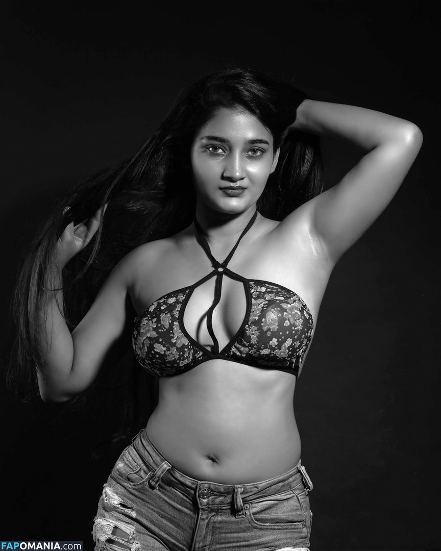 Chandrika Desai / Chandrika Passionica Обнажённый OnlyFans  Утёкшее фото #46