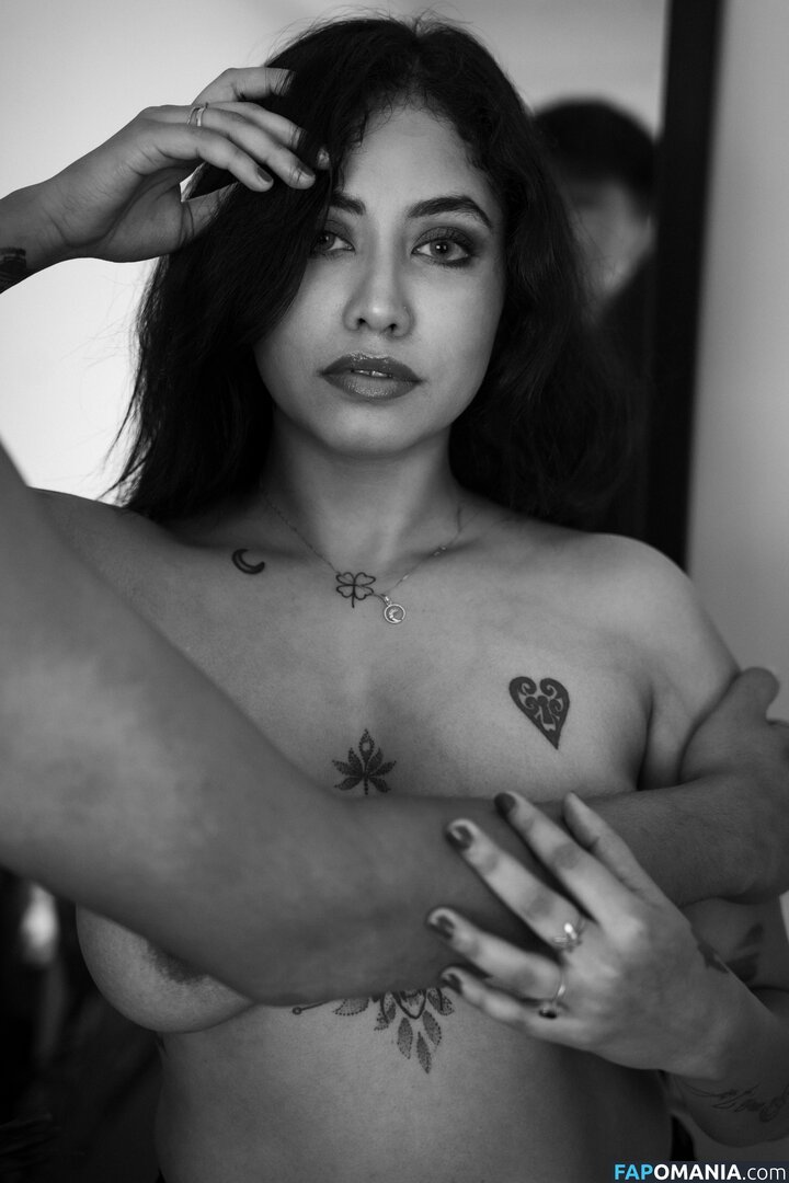 Chandrika Desai / Chandrika Passionica Обнажённый OnlyFans  Утёкшее фото #128