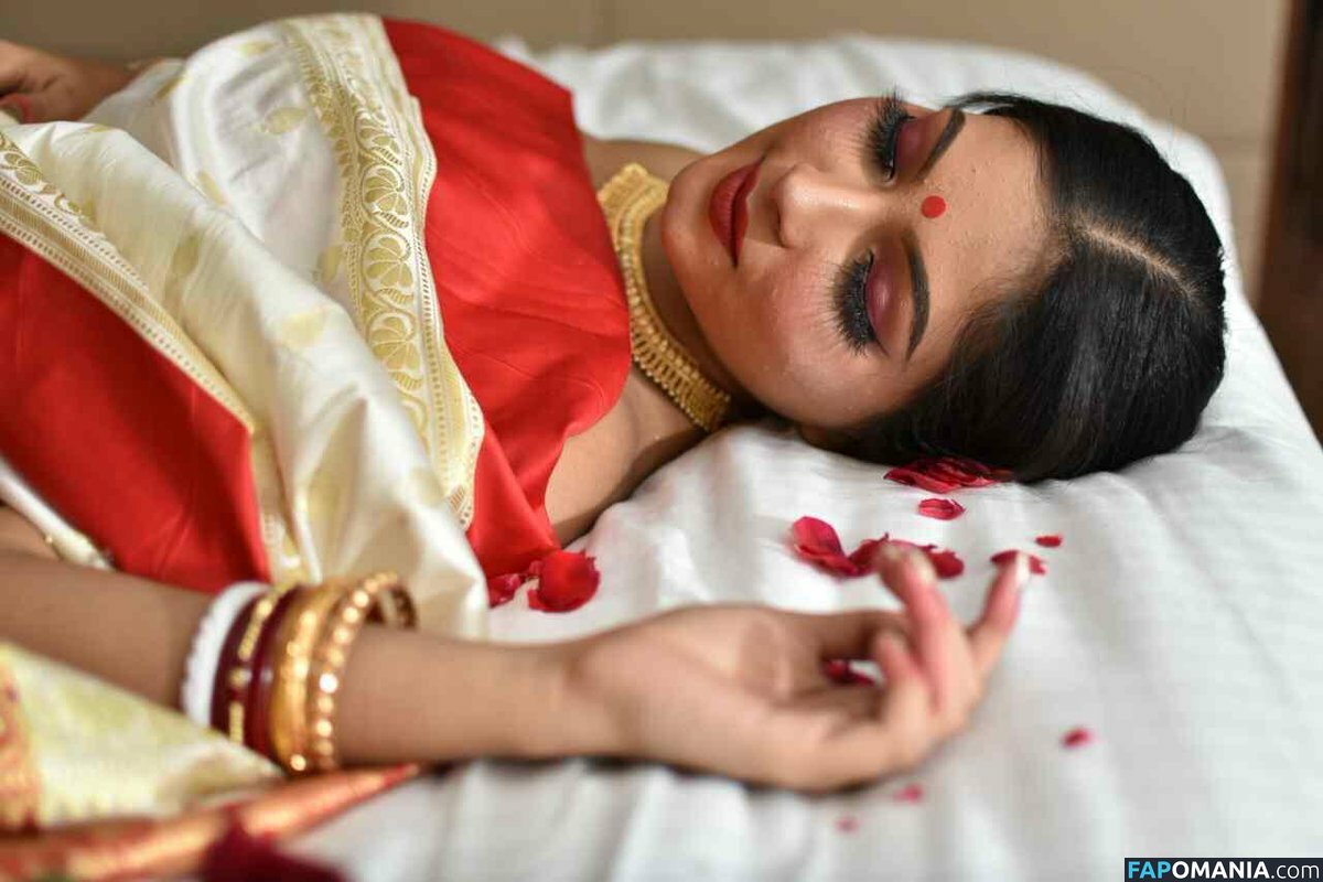 Chandrika Desai / Chandrika Passionica Обнажённый OnlyFans  Утёкшее фото #1078