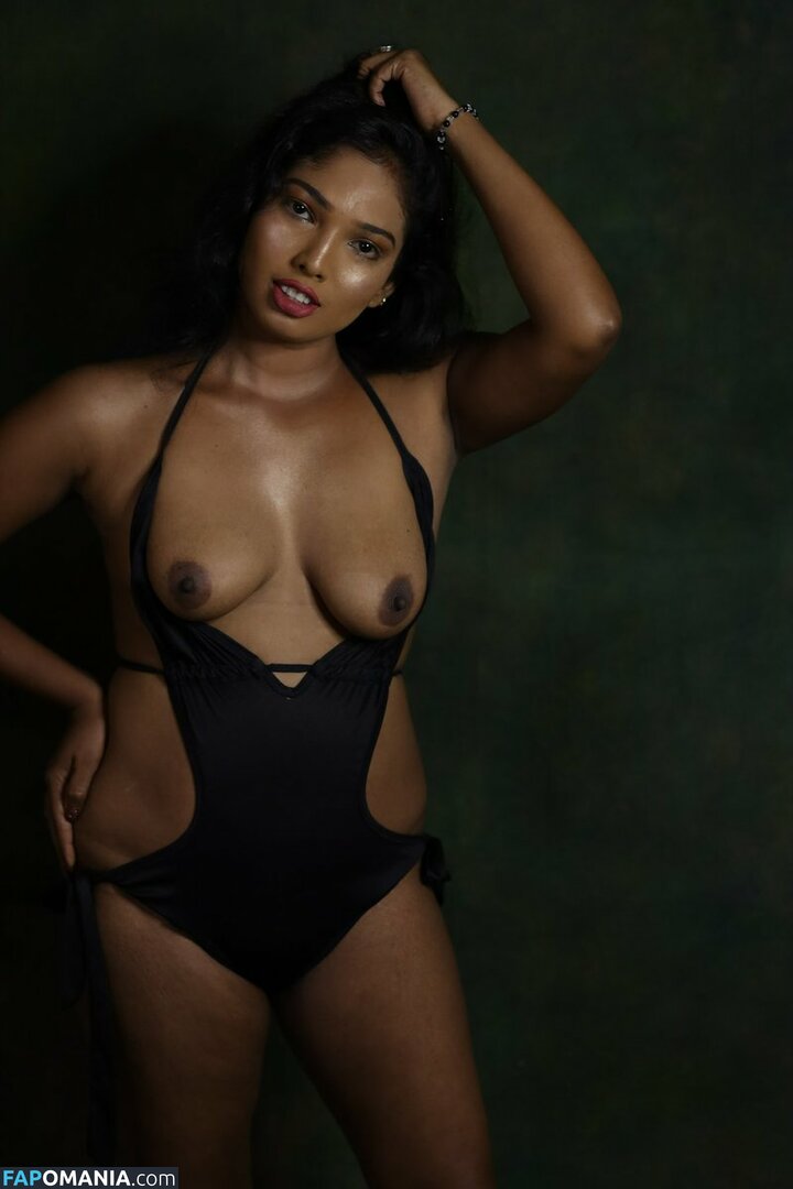 Chandrika Desai / Chandrika Passionica Обнажённый OnlyFans  Утёкшее фото #1093
