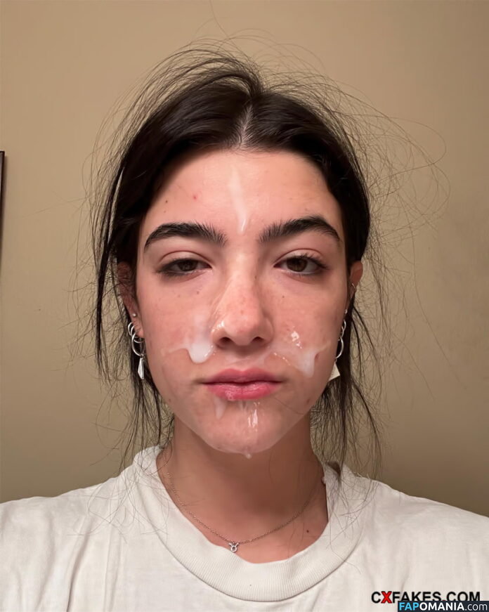 Charli D'Amelio / Charli Damelio / charlidamelio / charliesdamelio Обнажённый OnlyFans  Утёкшее фото #49