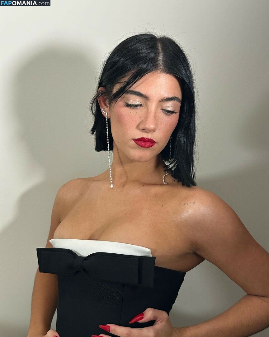 Charli D'Amelio / Charli Damelio / charlidamelio / charliesdamelio Обнажённый OnlyFans  Утёкшее фото #259