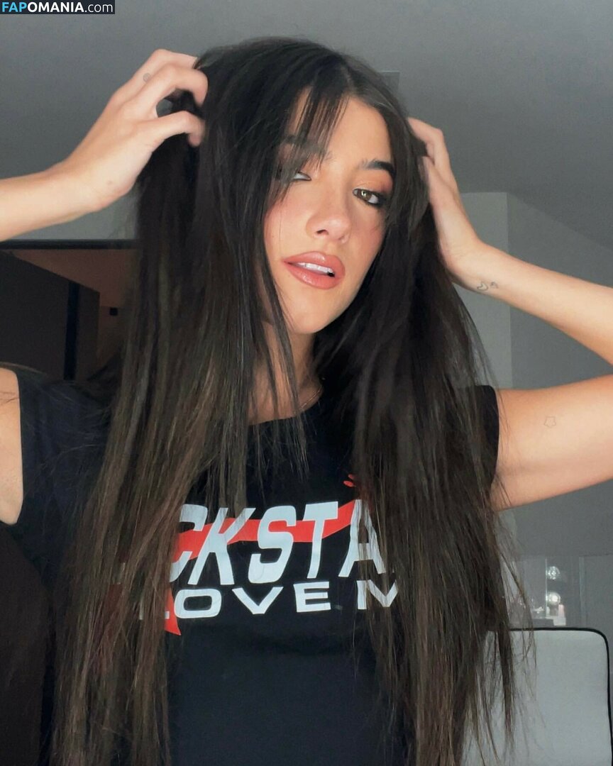 Charli D'Amelio / Charli Damelio / charlidamelio / charliesdamelio Обнажённый OnlyFans  Утёкшее фото #417