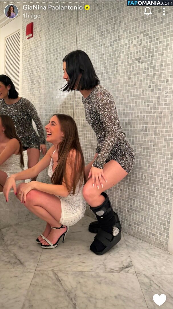 Charli D'Amelio / Charli Damelio / charlidamelio / charliesdamelio Обнажённый OnlyFans  Утёкшее фото #430