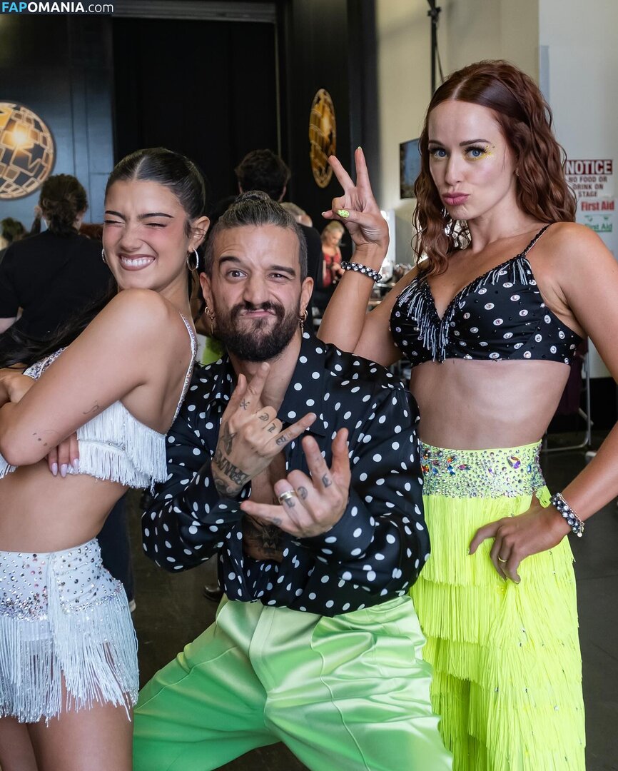 Charli D'Amelio / Charli Damelio / charlidamelio / charliesdamelio Обнажённый OnlyFans  Утёкшее фото #1564