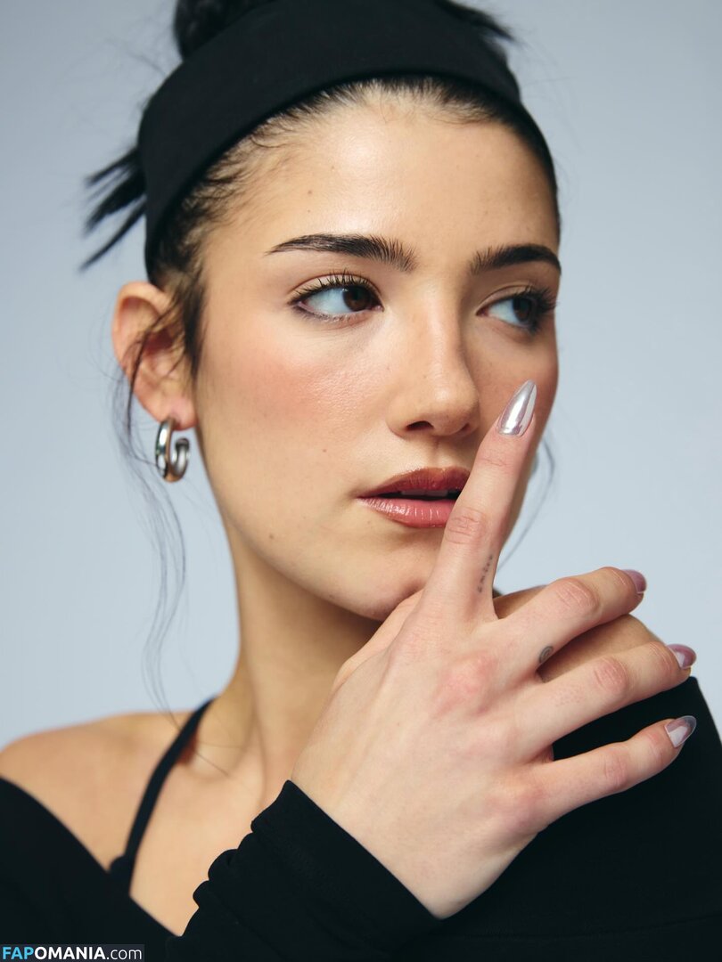 Charli D'Amelio / Charli Damelio / charlidamelio / charliesdamelio Обнажённый OnlyFans  Утёкшее фото #1618