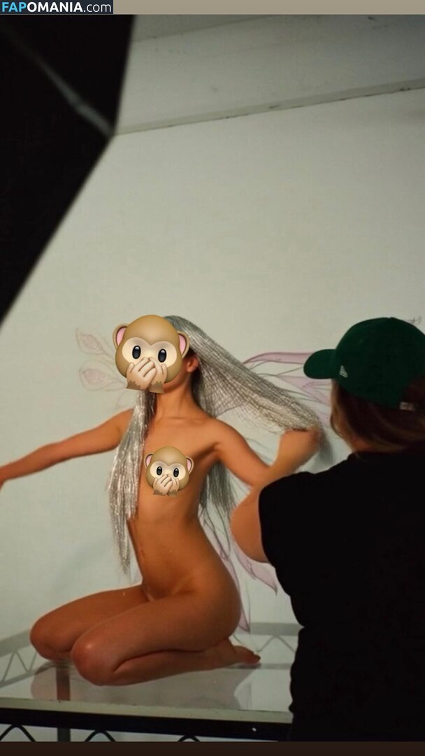 Charli D'Amelio / Charli Damelio / charlidamelio / charliesdamelio Обнажённый OnlyFans  Утёкшее фото #1623