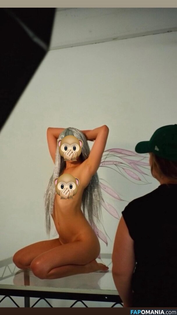 Charli D'Amelio / Charli Damelio / charlidamelio / charliesdamelio Обнажённый OnlyFans  Утёкшее фото #1624