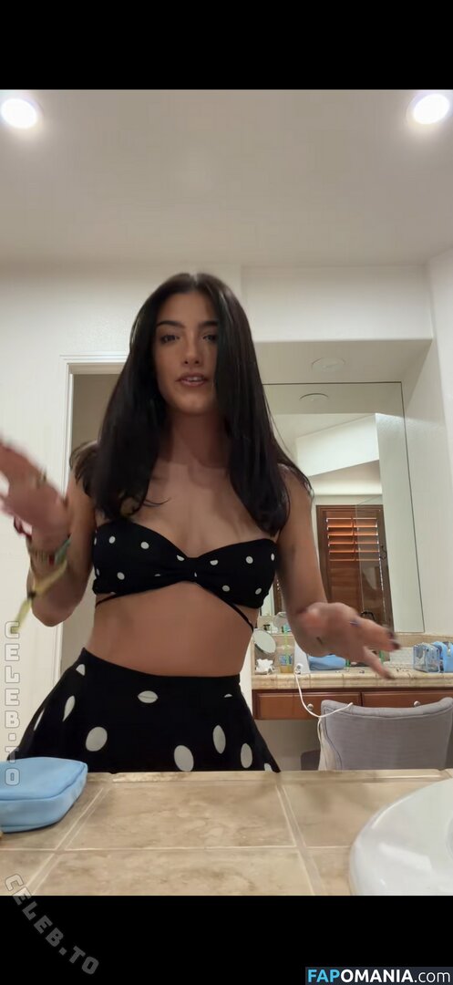 Charli D'Amelio / Charli Damelio / charlidamelio / charliesdamelio Обнажённый OnlyFans  Утёкшее фото #1658