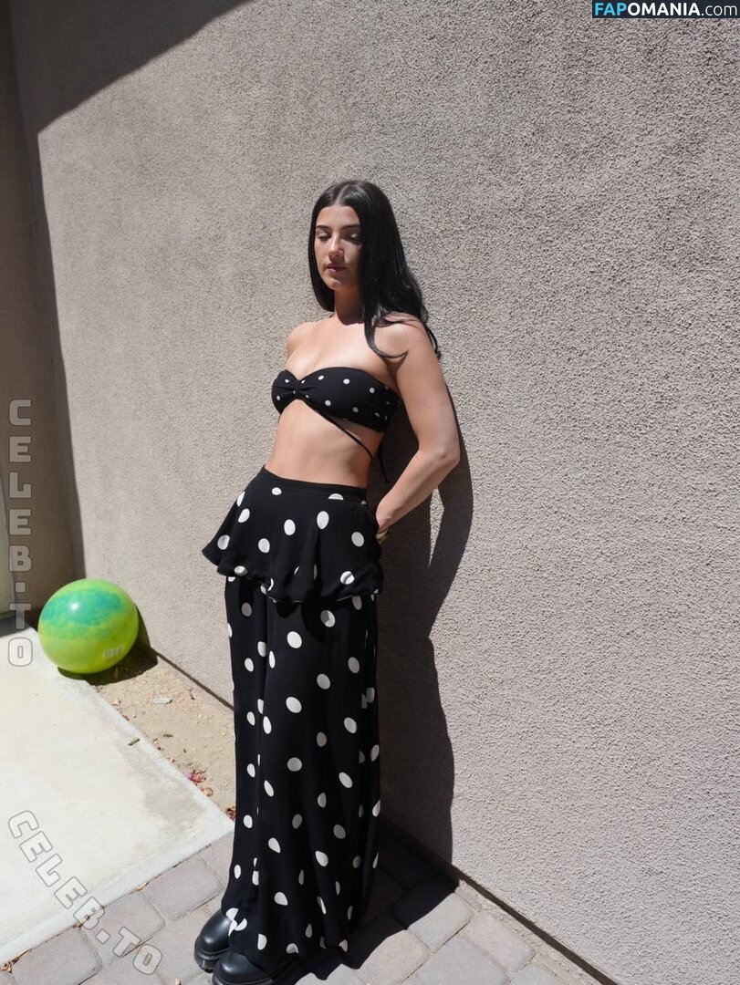 Charli D'Amelio / Charli Damelio / charlidamelio / charliesdamelio Обнажённый OnlyFans  Утёкшее фото #1667