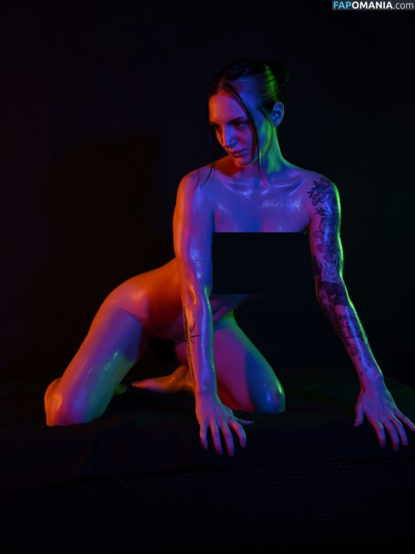 Charlotte Foxx / charlottefoxx_ Обнажённый OnlyFans  Утёкшее фото #1