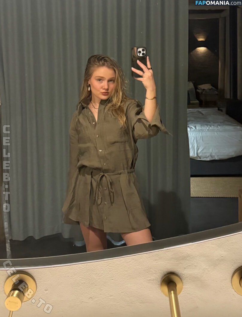 Chiara Tews / chiaratews Обнажённый OnlyFans  Утёкшее фото #1