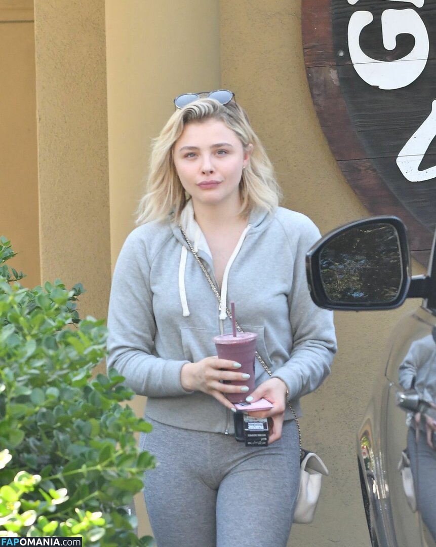 Chloë Grace Moretz / chloegmoretz / https: Обнажённый OnlyFans  Утёкшее фото #526