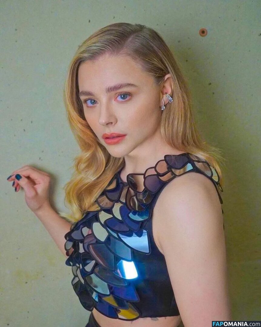 Chloë Grace Moretz / chloegmoretz / https: Обнажённый OnlyFans  Утёкшее фото #612