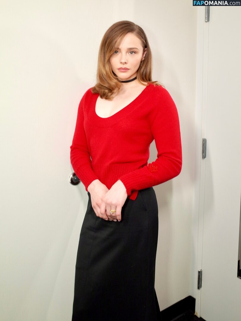 Chloë Grace Moretz / chloegmoretz / https: Обнажённый OnlyFans  Утёкшее фото #937