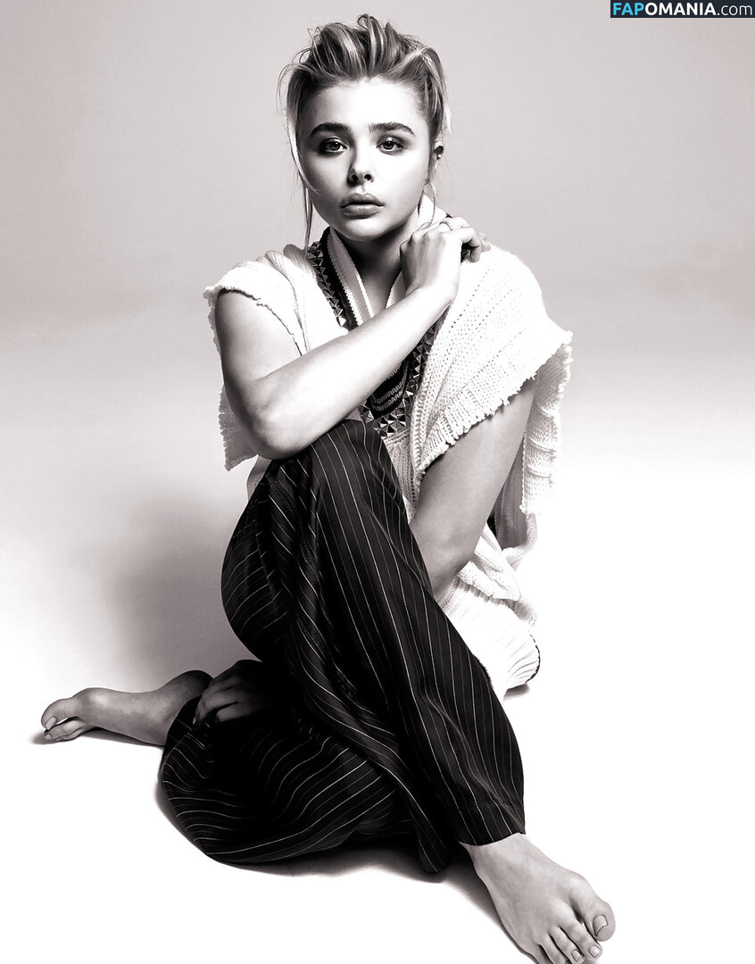 Chloe Grace Moretz / ChloeGMoretz Обнажённый OnlyFans  Утёкшее фото #2
