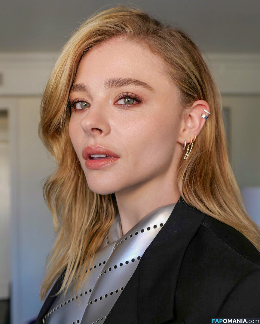 Chloe Grace Moretz / ChloeGMoretz Обнажённый OnlyFans  Утёкшее фото #491