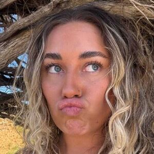 chloemoriondo