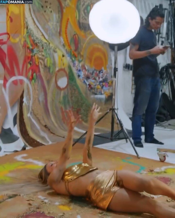 Claudia Leitte / claudialeitte Обнажённый OnlyFans  Утёкшее фото #5