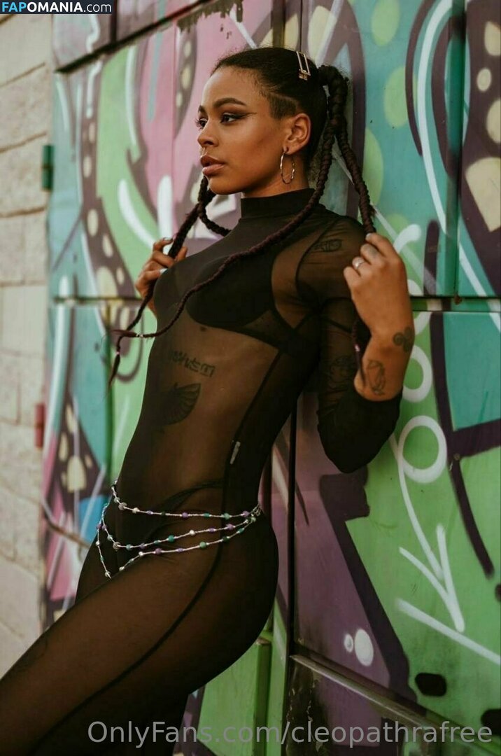 cleopathrafree / yourcleoopathra Обнажённый OnlyFans  Утёкшее фото #5