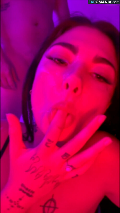 Coco Allen / Suki Sinn / cocoallenxx / sukisinnxxx Обнажённый OnlyFans  Утёкшее фото #1