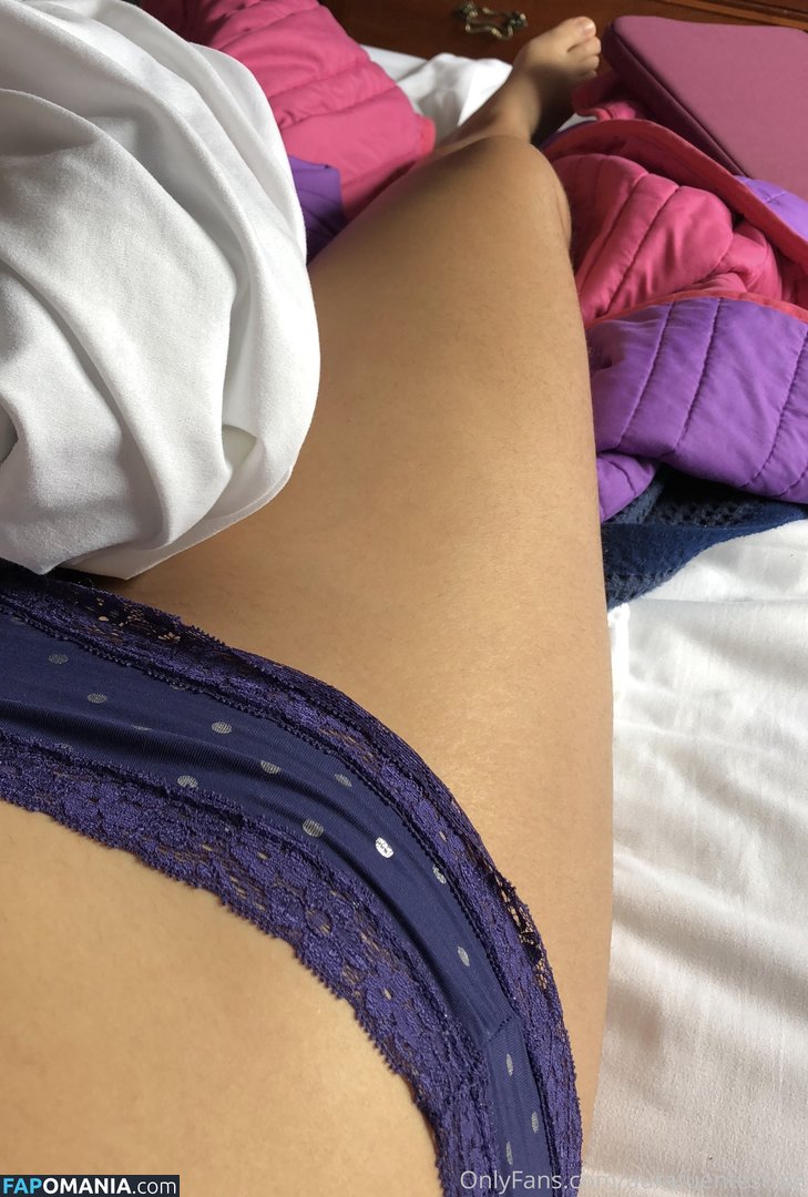 college_u / collegeaura Обнажённый OnlyFans  Утёкшее фото #10