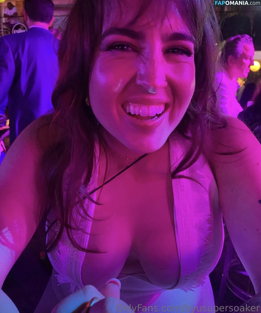 Boob Dylan / Colorado standup comedian / Coriinthehaus / byusupersoaker / cori dech Обнажённый OnlyFans  Утёкшее фото #4
