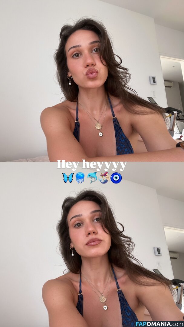 Courtney Sarault / court_sarault / courtsarault / https: Обнажённый OnlyFans  Утёкшее фото #5