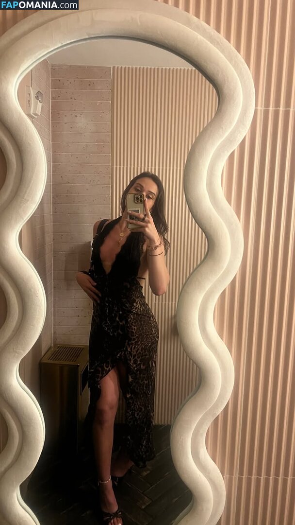 Courtney Sarault / court_sarault / courtsarault / https: Обнажённый OnlyFans  Утёкшее фото #33