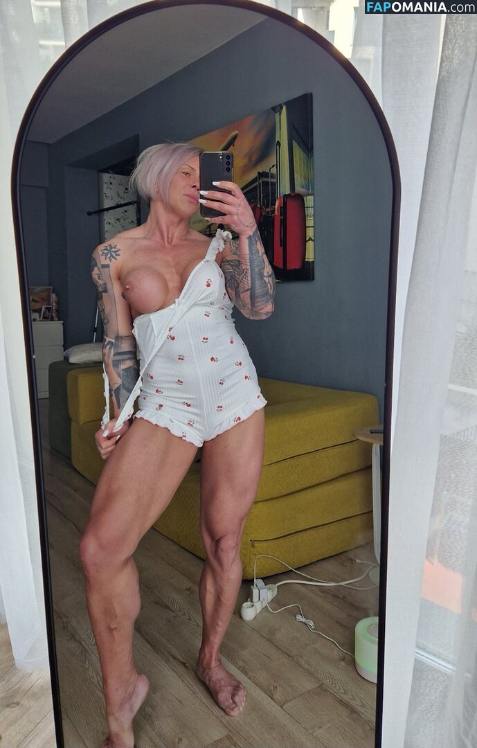 chelseypleasant / crazyxbody / https: / musclegirlxxx Обнажённый OnlyFans  Утёкшее фото #216