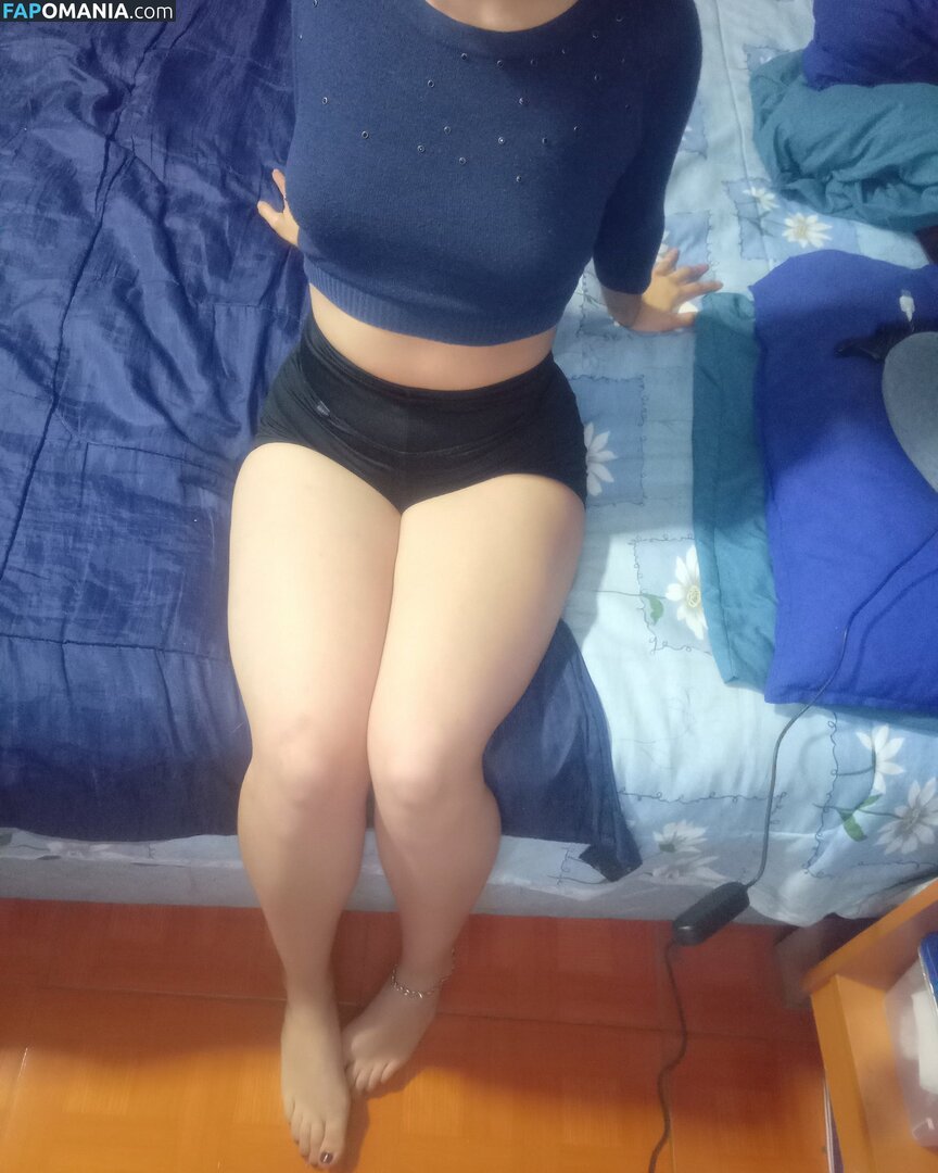Cristina Scarlett / _Scar_Moon_ / _s_c_a_r_l_e_t_t._ / freescarlettdalton Обнажённый OnlyFans  Утёкшее фото #2