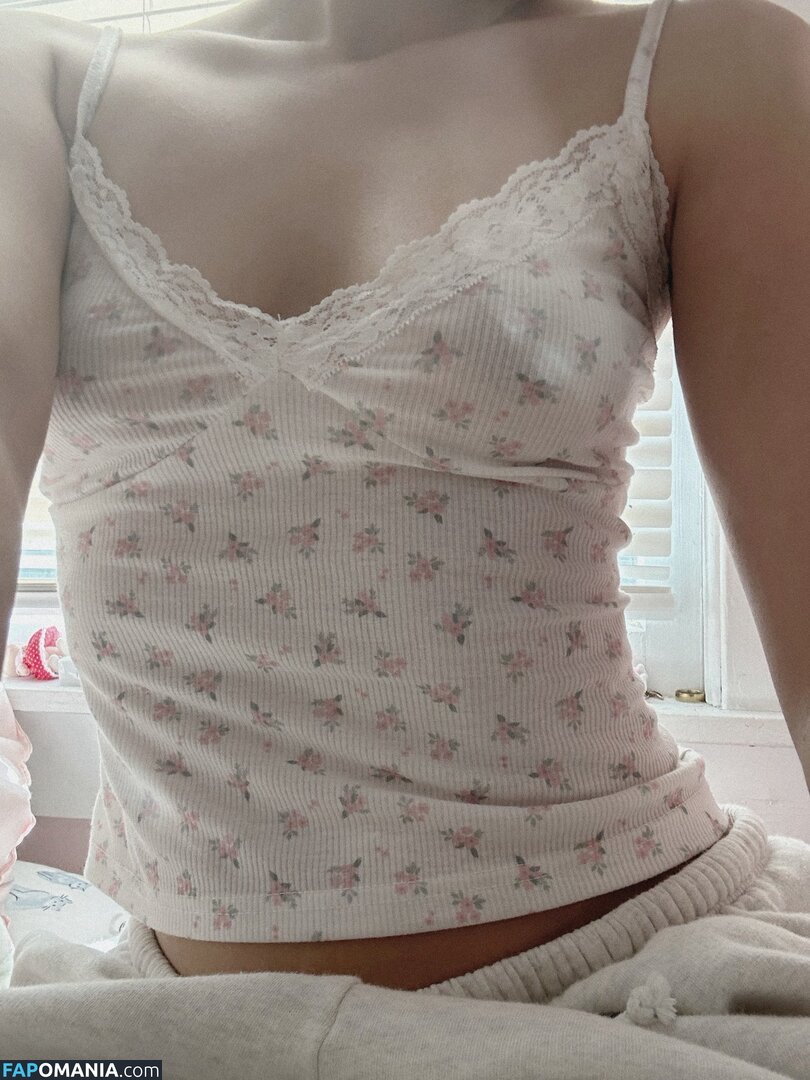 cupcakemeowrawr / https: Обнажённый OnlyFans  Утёкшее фото #6