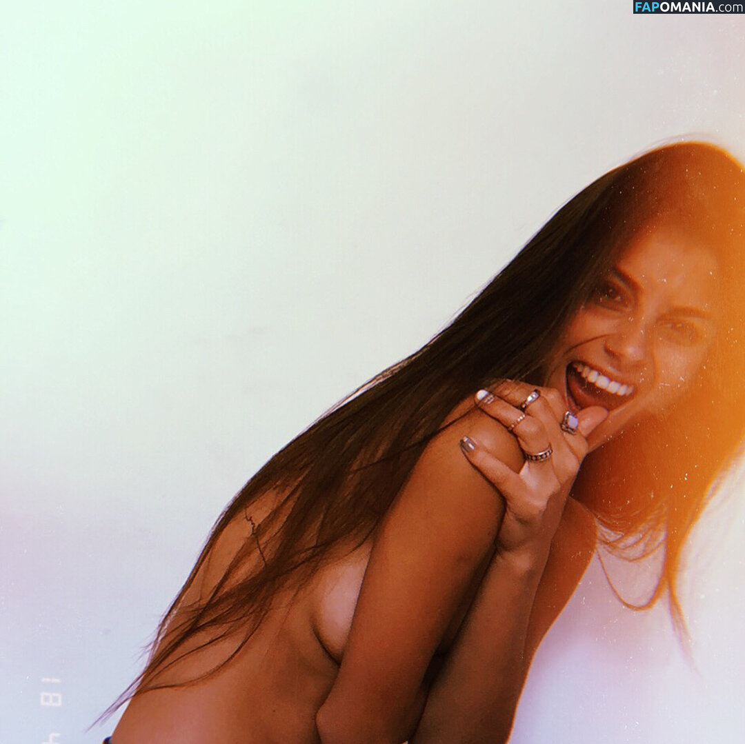 Dani Bravo Ly / danibravoly / u325579195 Обнажённый OnlyFans  Утёкшее фото #5