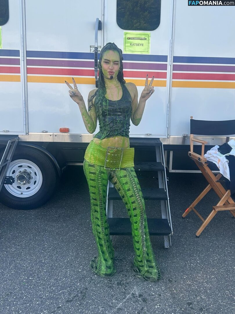 Daniela Avanzini / Katseye / daniela_avanzini / https: Обнажённый OnlyFans  Утёкшее фото #2