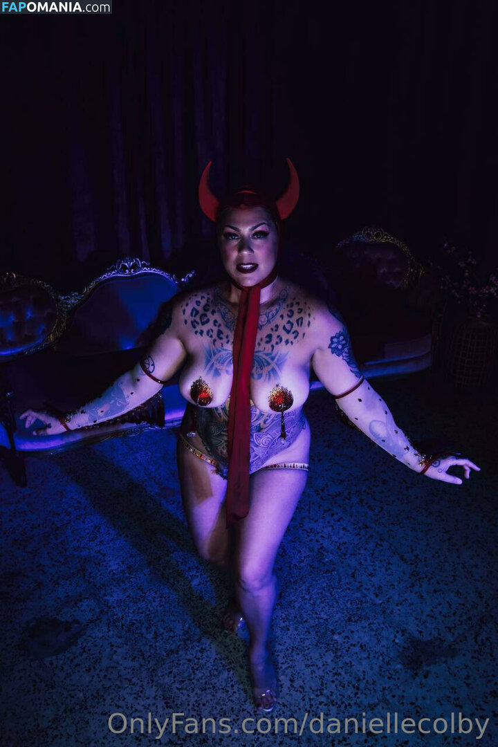 Danielle Colby Обнажённый Утёкшее фото #80